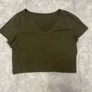 Wild Fable Dark Green V-Neck Short Sleeve Top